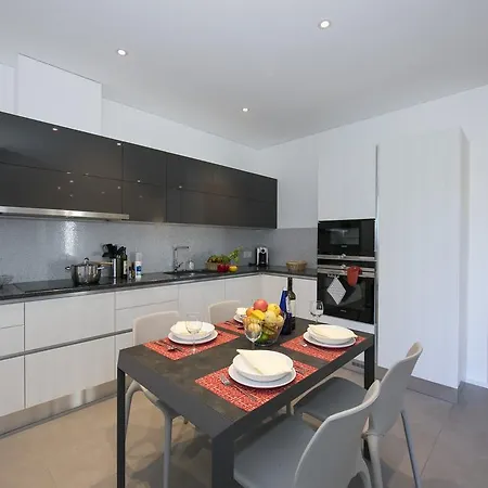 Agora Sole Apartment Lugano